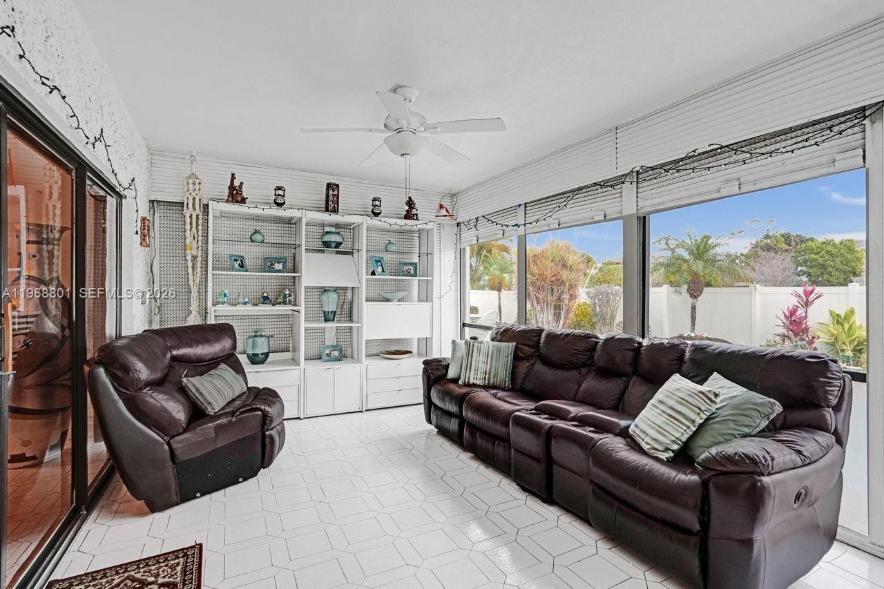 8084 Buttonwood Cir, Tamarac, FL 33321 Photo