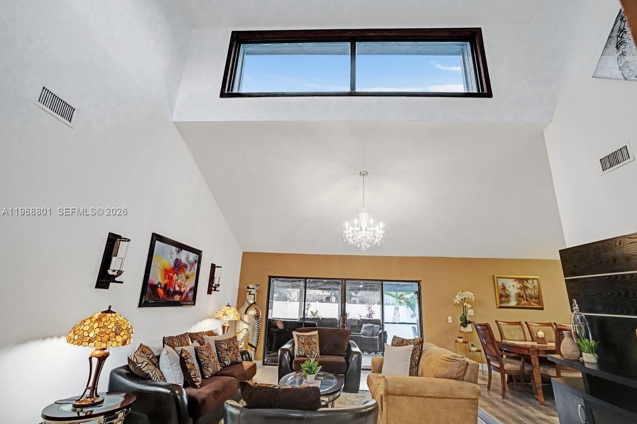 8084 Buttonwood Cir, Tamarac, FL 33321 Photo