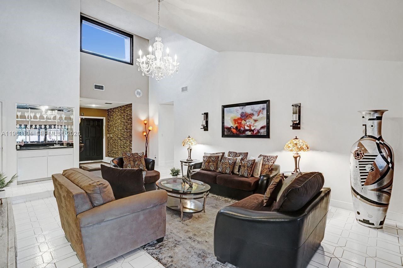 8084 Buttonwood Cir, Tamarac, FL 33321 Photo