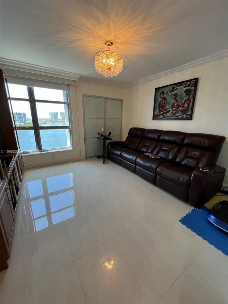 3530 Mystic Pointe Dr , Unit 1215, Aventura, FL 33180 Photo