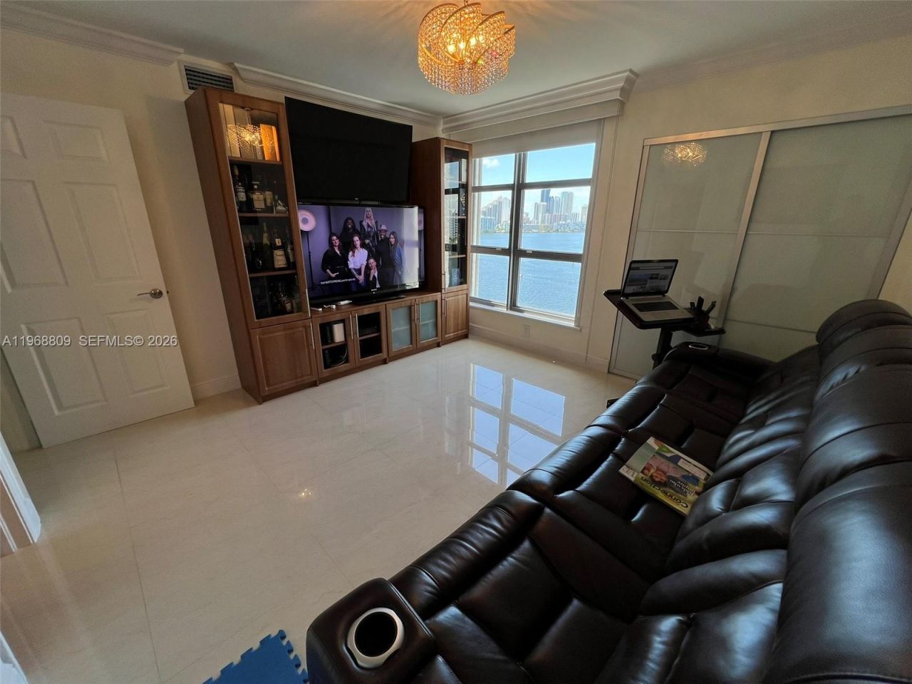 3530 Mystic Pointe Dr , Unit 1215, Aventura, FL 33180 Photo