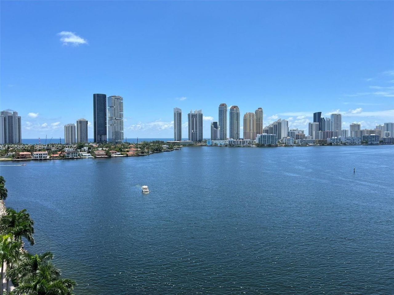 3530 Mystic Pointe Dr , Unit 1215, Aventura, FL 33180 Photo