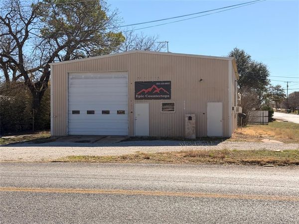 1012 W Main Street , Eastland, TX 76448