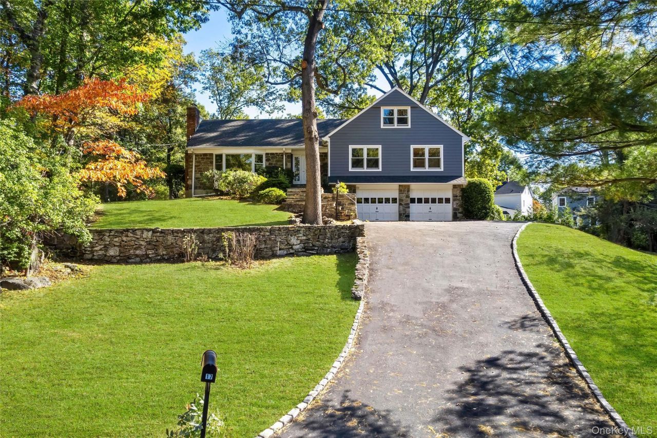 17 Leatherstocking Lane, Mamaroneck, NY 10543 Main Photo