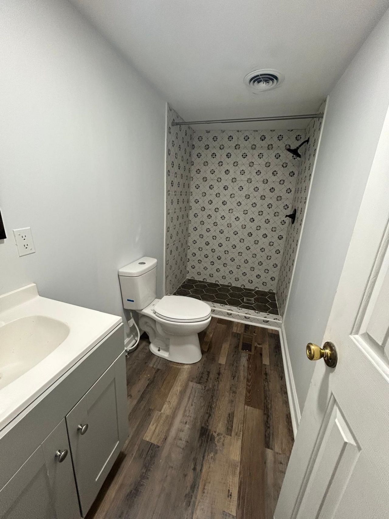 101 Dubbs Ave Photo 16