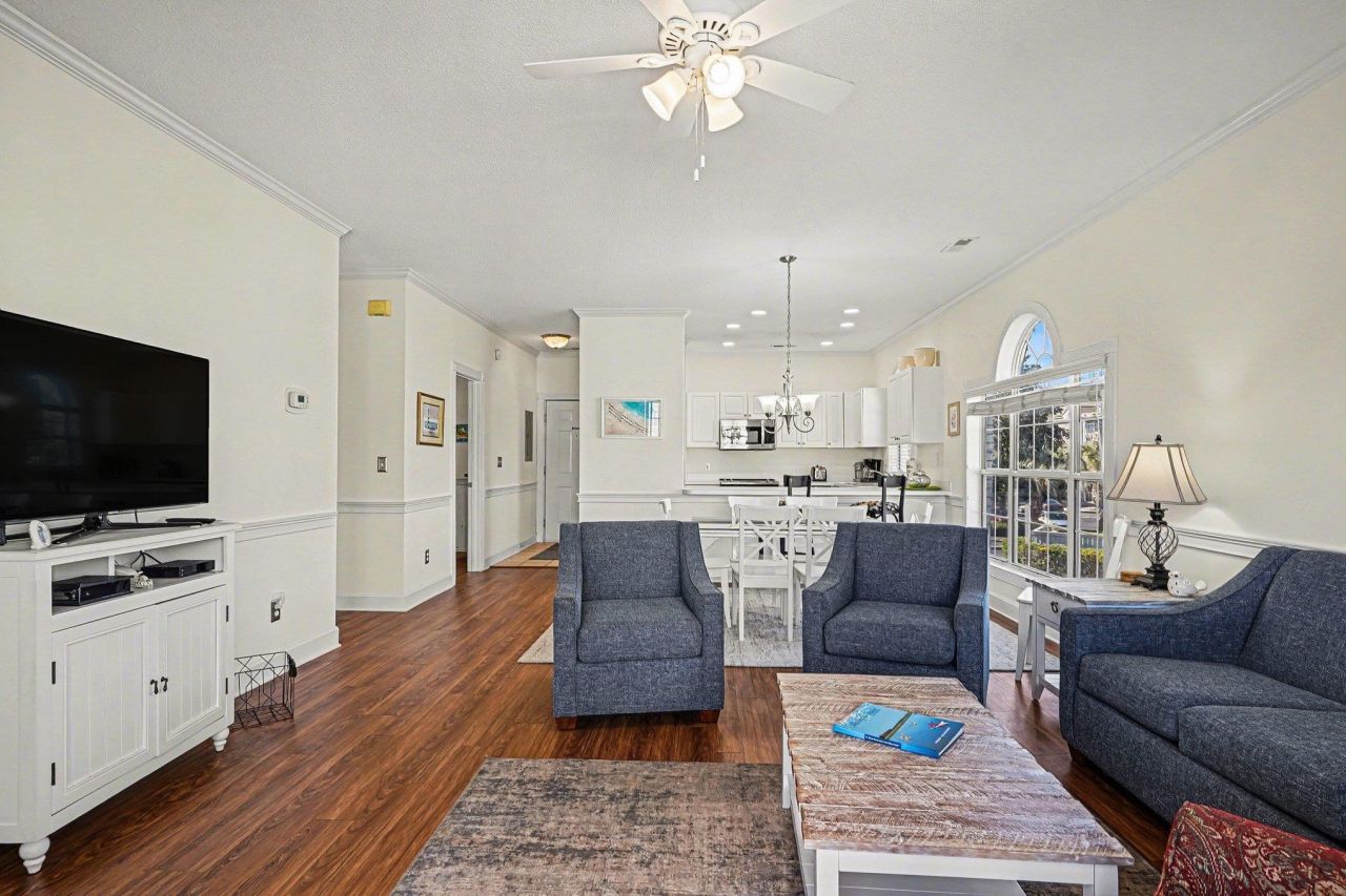 4703 Wild Iris Dr.  Photo 4