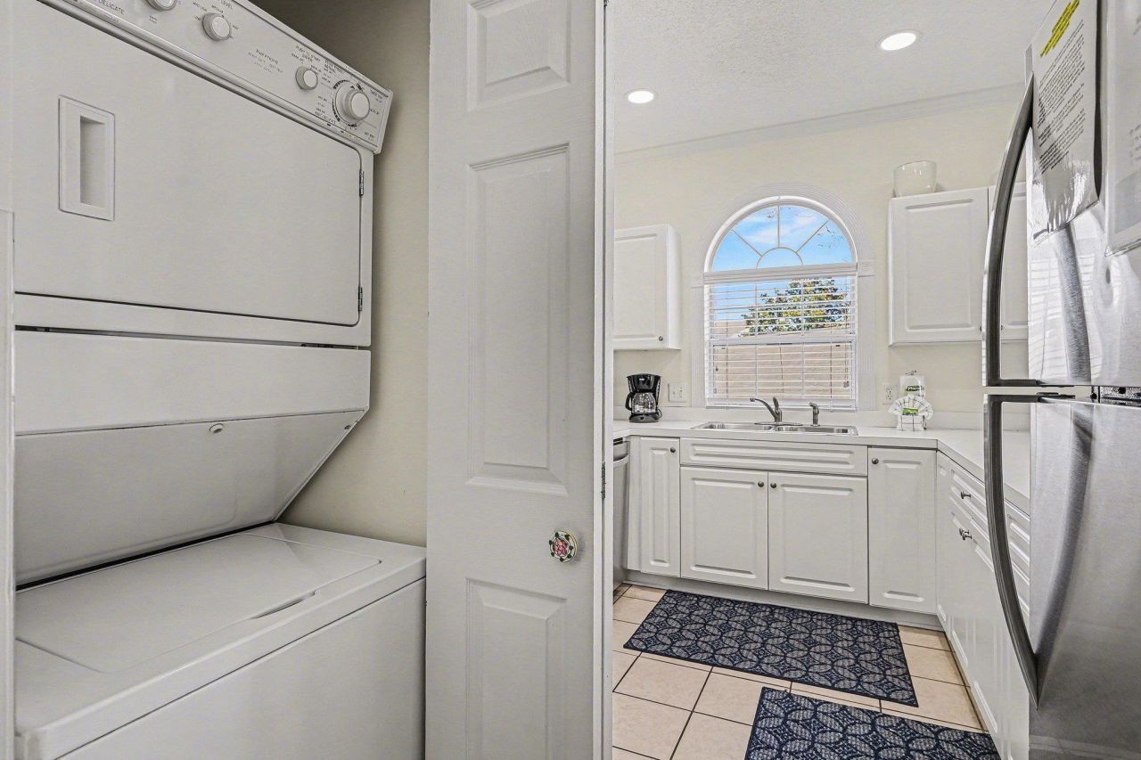 4703 Wild Iris Dr.  Photo 9