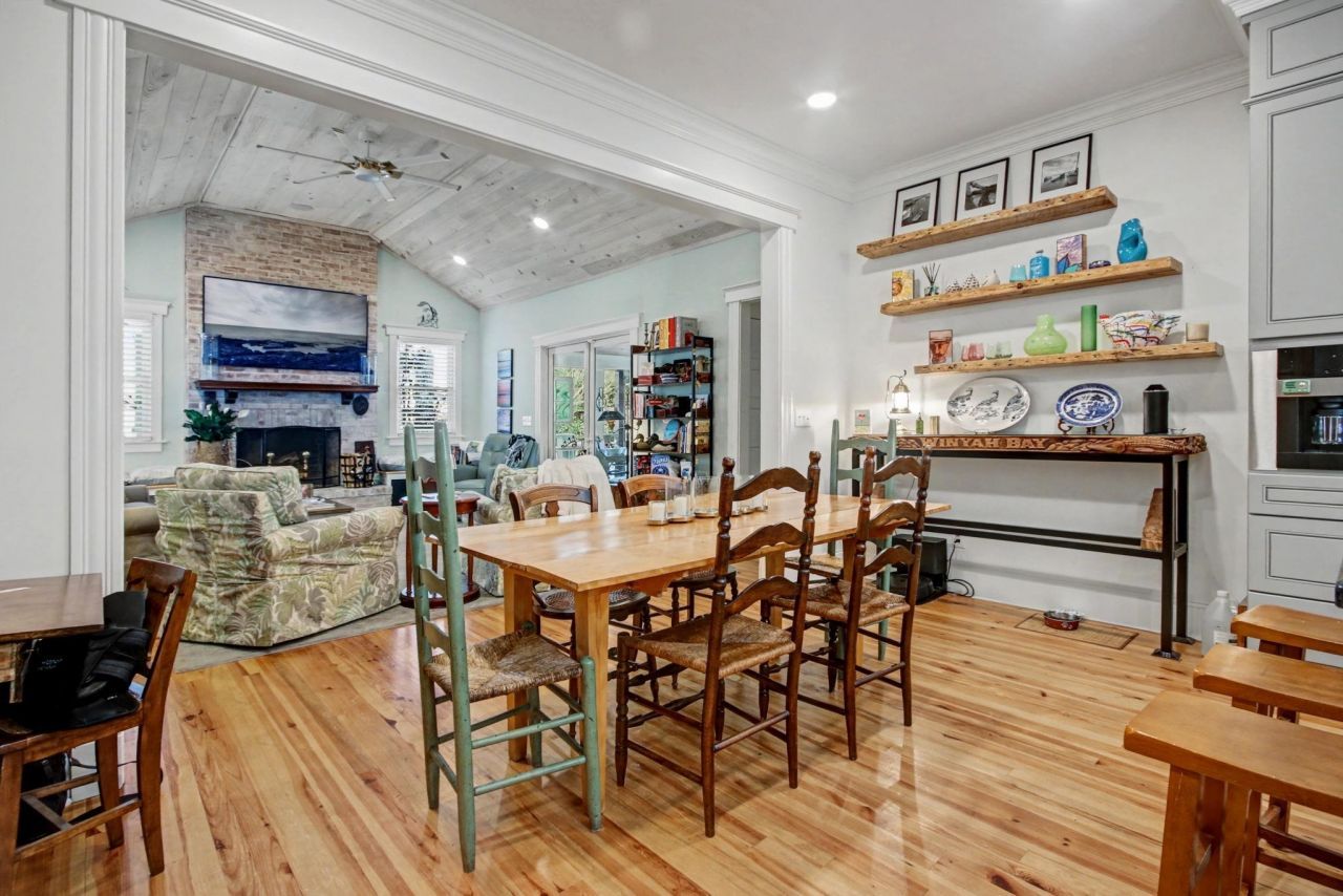 416 Front St. Photo 11