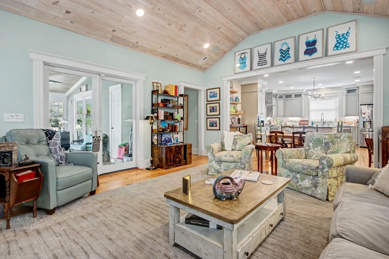 416 Front St. Photo 17