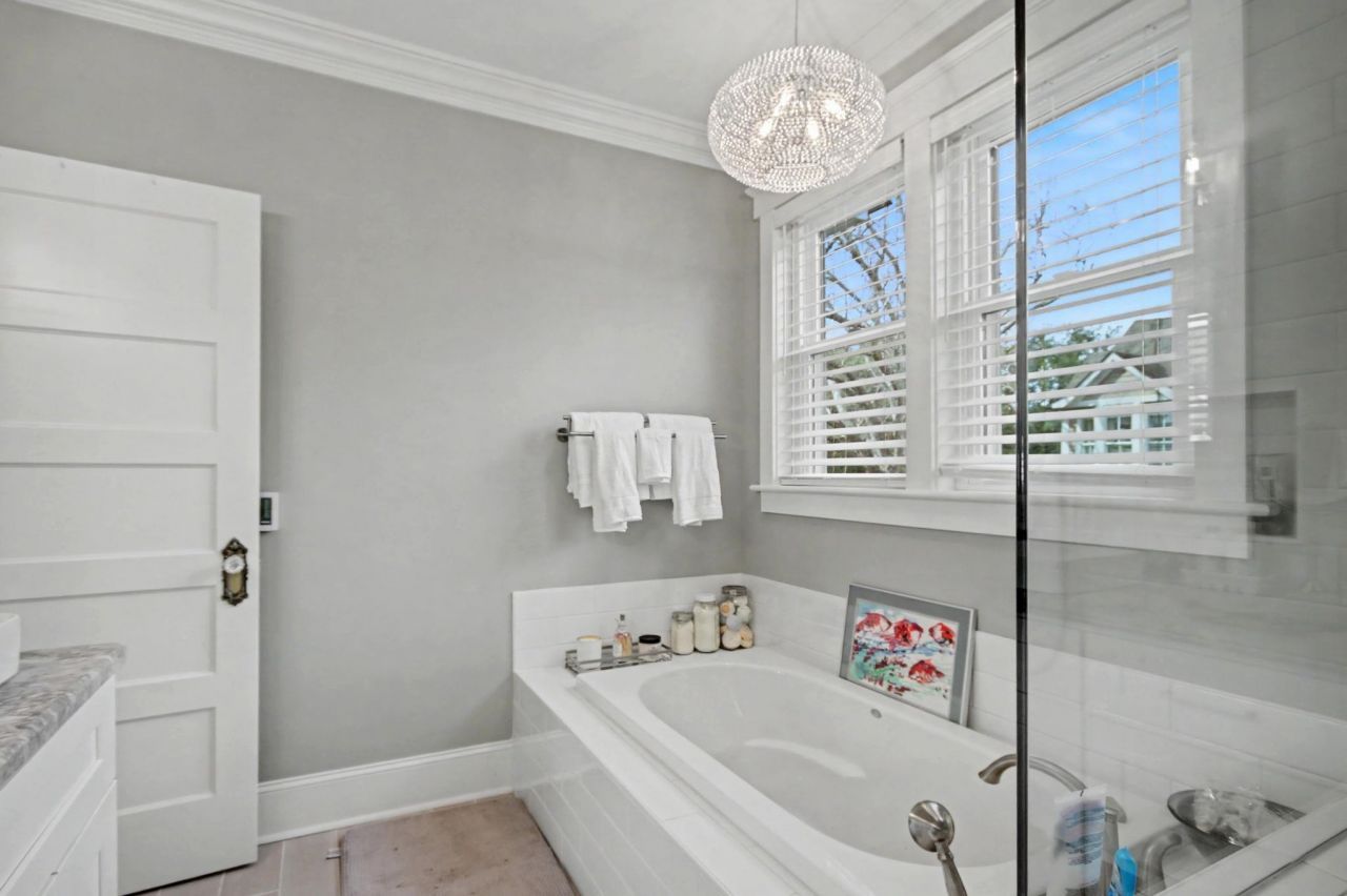 416 Front St. Photo 33