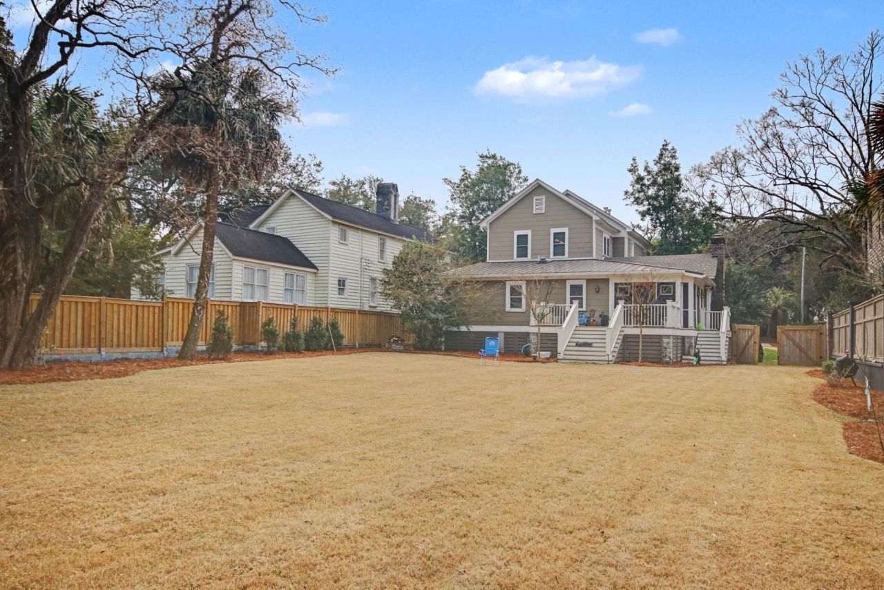 416 Front St. Photo 36