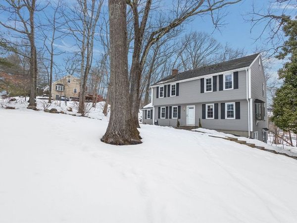 19 Valerie Dr, Plainville, MA 02762