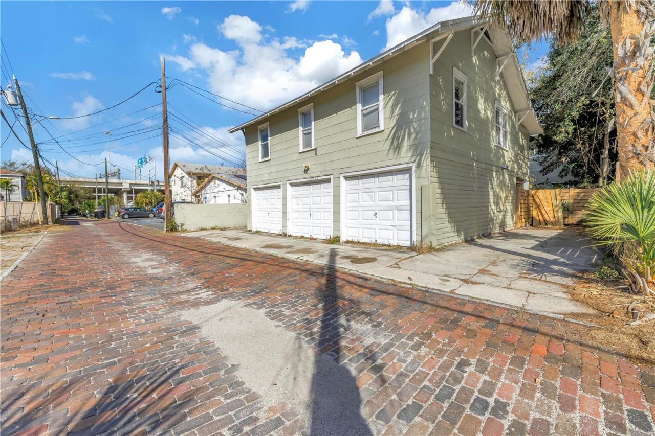 1726 2nd Avenue N, Saint Petersburg, FL 33713 Photo