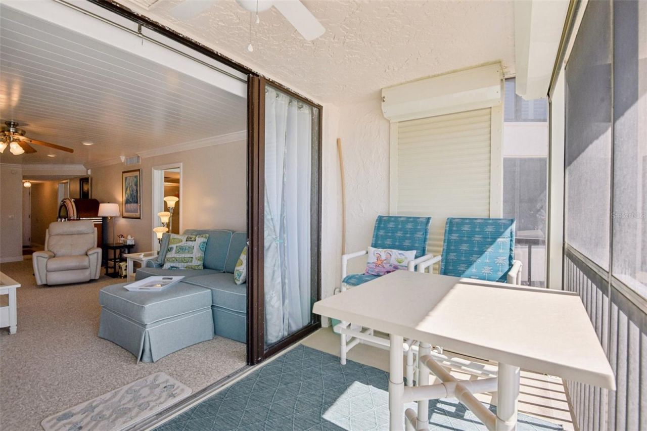 18304 Gulf Boulevard, Unit 607, Redington Shores, FL 33708 Photo