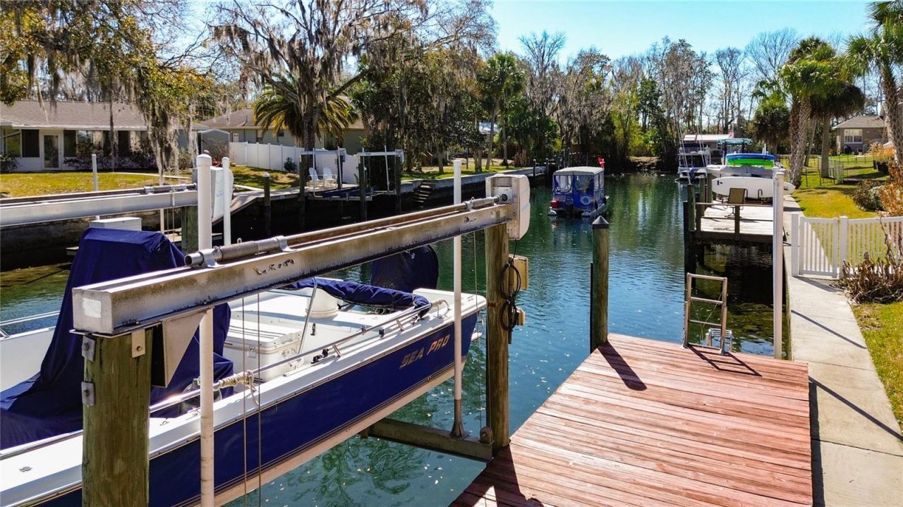 141 SE 2nd Avenue, Crystal River, FL 34429 Photo