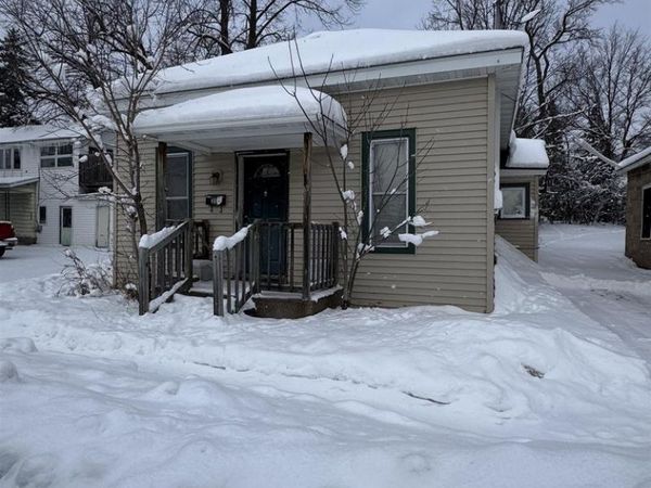 20 W HARVEY STREET, Rhinelander, WI 54501