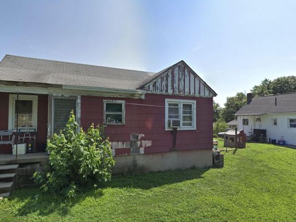 979 N Concourse, Keyport, NJ 07735