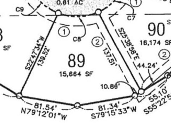 1700 Green Oak Cir, Tiffin, IA 52340