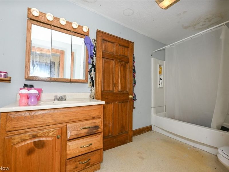 600 Brown Street, Akron, OH 44311 Photo 8