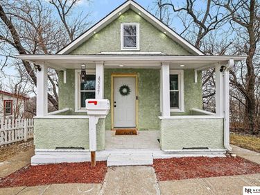 4507 S 15th Street, Omaha, NE 68107