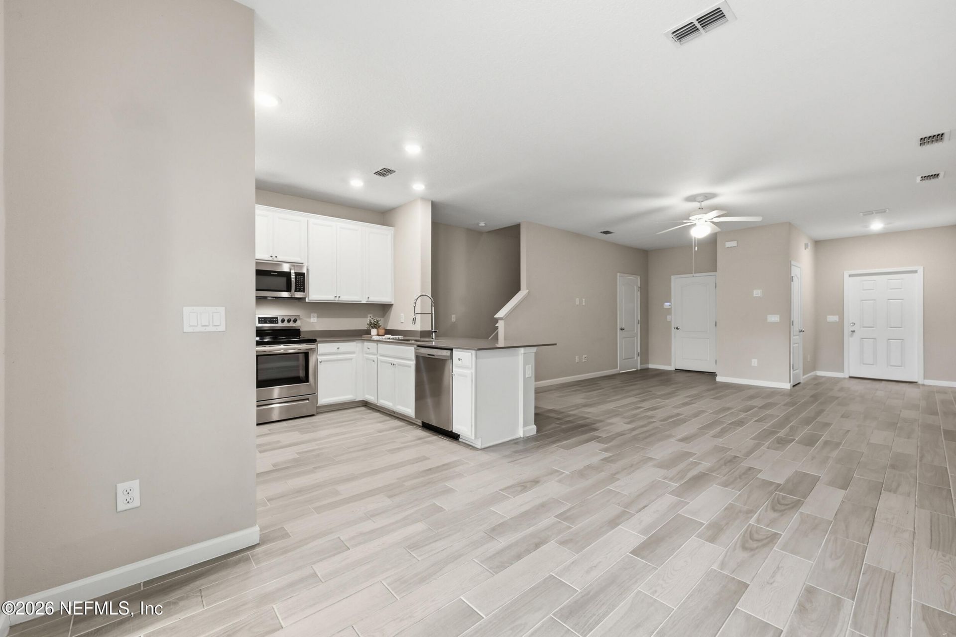 2552 Sandy Dune Drive, Jacksonville, FL 32233 Photo