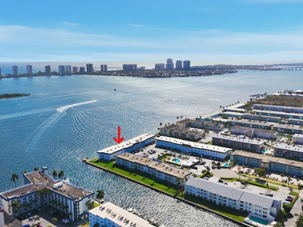 100 Shore Court, Unit 104, North Palm Beach, FL 33408