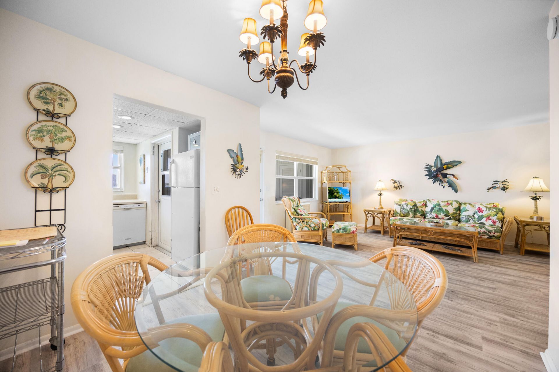 100 Shore Court, Unit 104, North Palm Beach, FL 33408 Photo