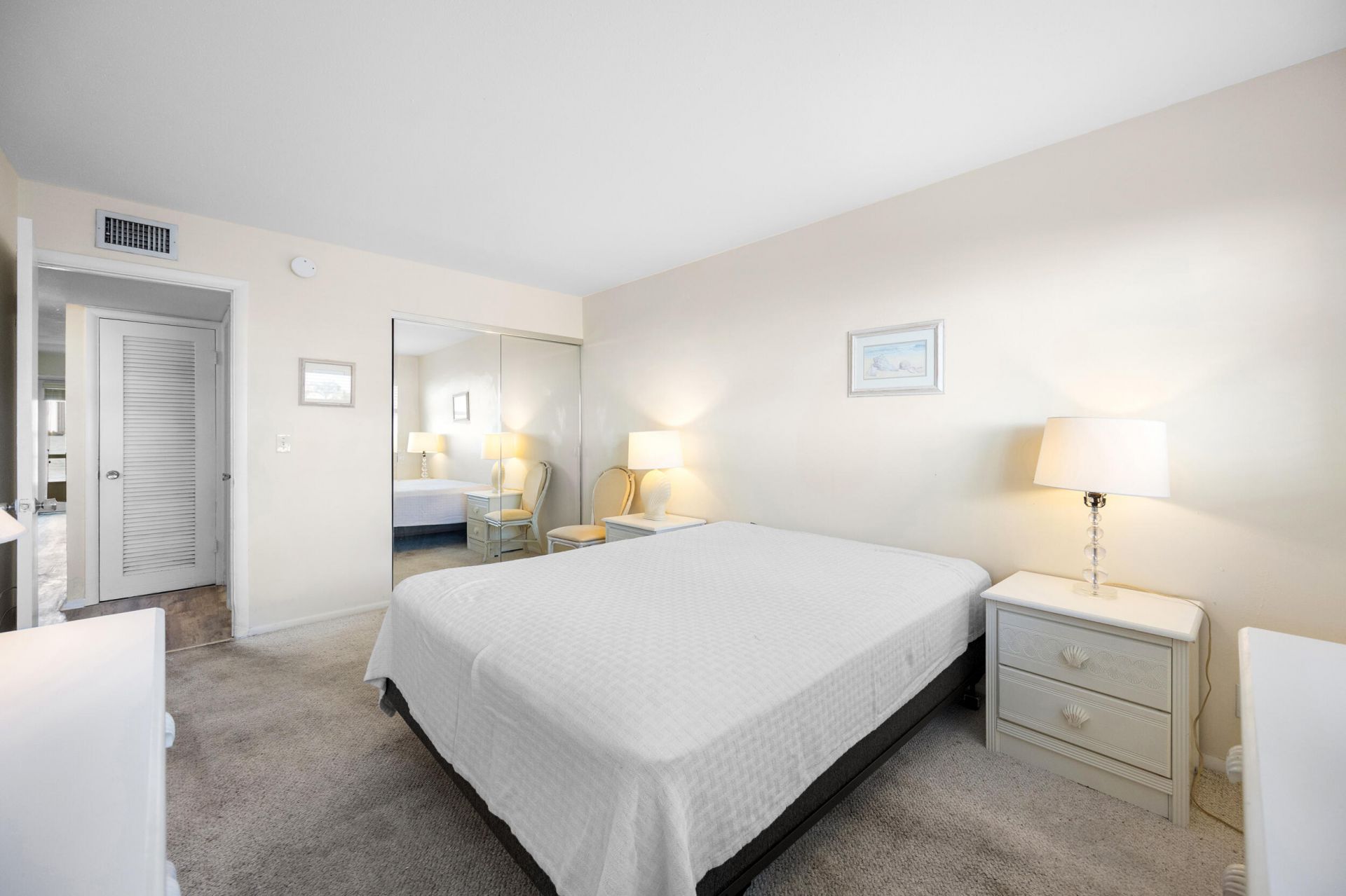 100 Shore Court, Unit 104, North Palm Beach, FL 33408 Photo