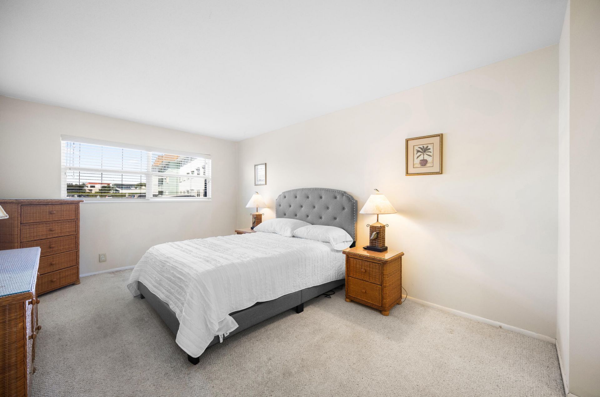 100 Shore Court, Unit 104, North Palm Beach, FL 33408 Photo