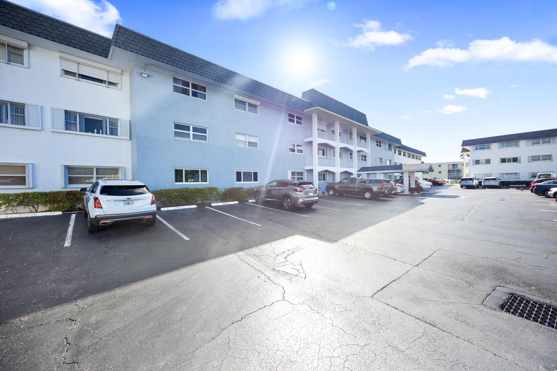 100 Shore Court, Unit 104, North Palm Beach, FL 33408 Photo