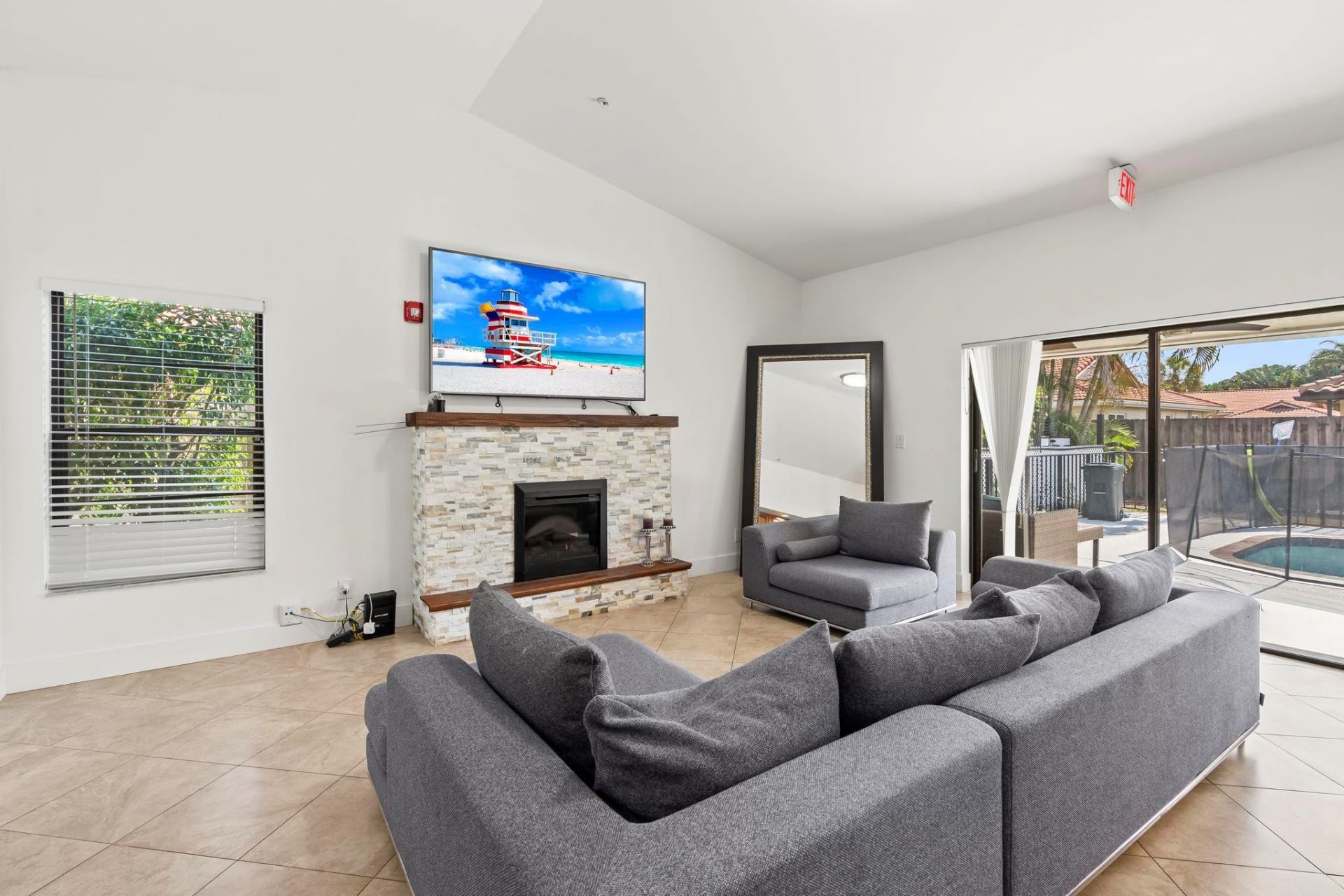 4664 NW 58th Terrace, Coral Springs, FL 33067 Photo