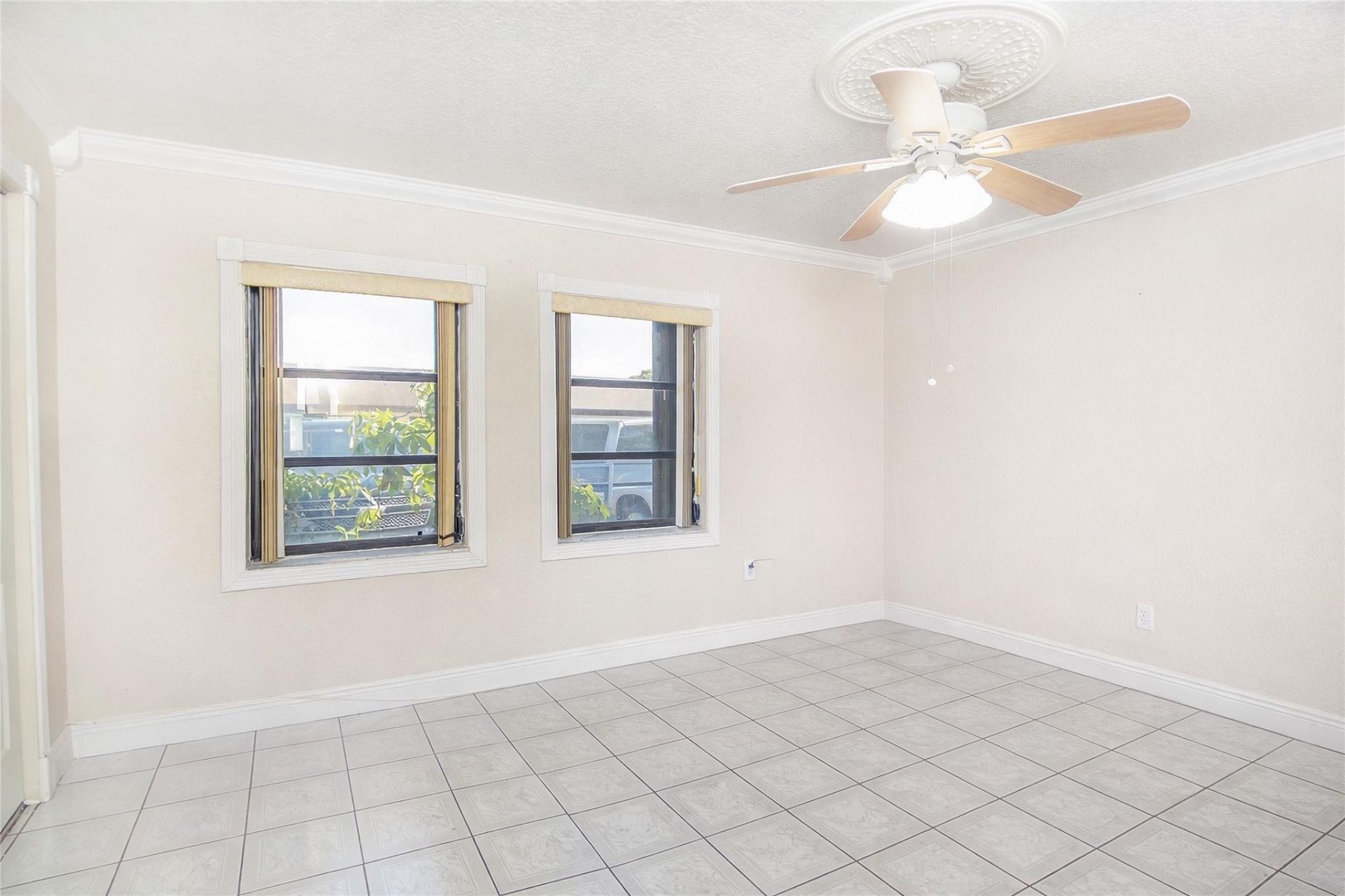 5022 SW 139th Place, Miami, FL 33175 Photo