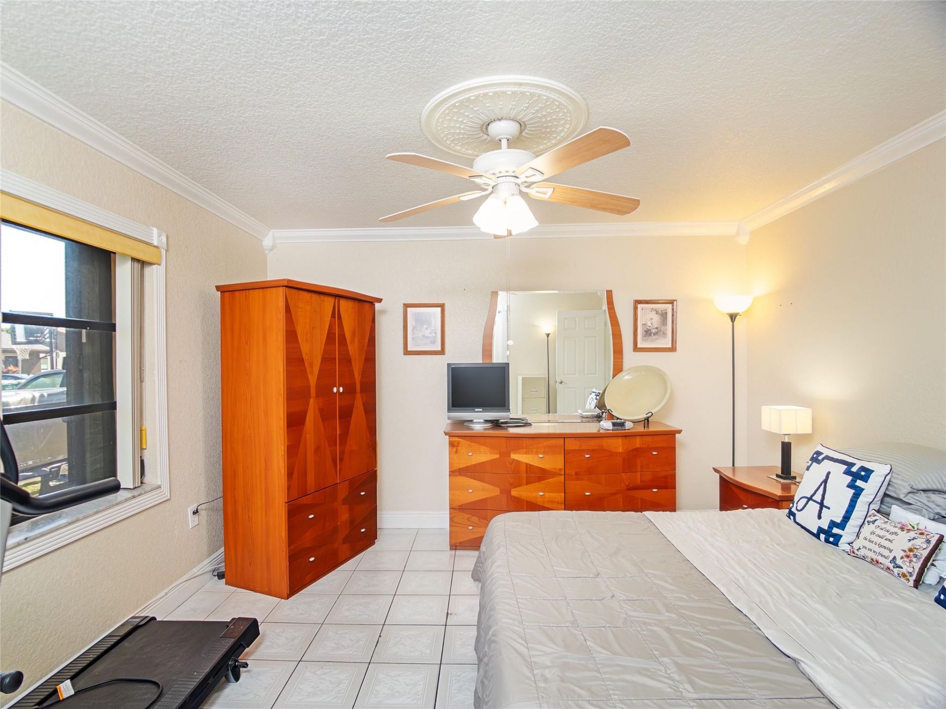 5022 SW 139th Place, Miami, FL 33175 Photo