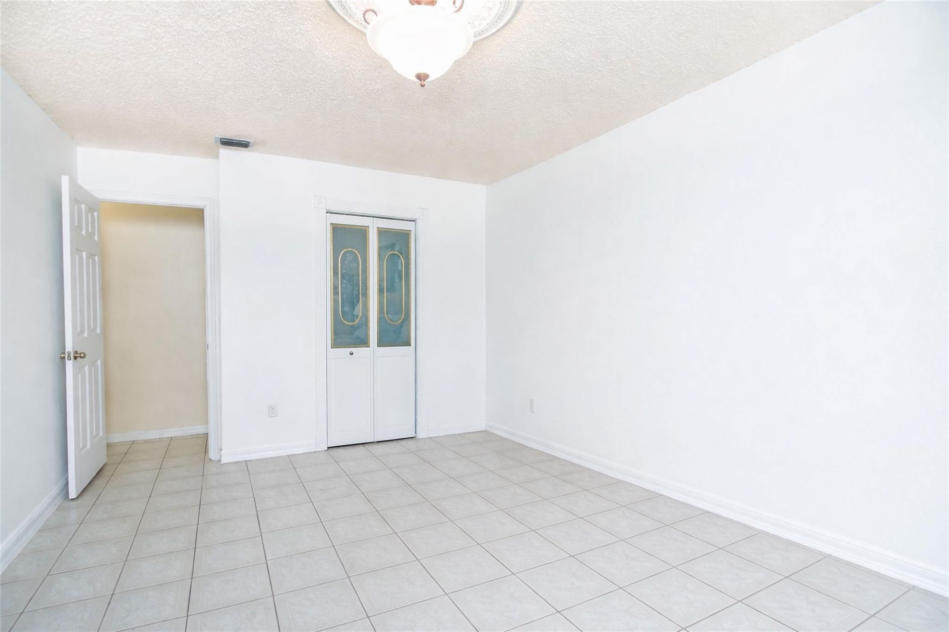 5022 SW 139th Place, Miami, FL 33175 Photo