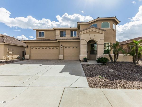 18609 W ONYX Avenue, Waddell, AZ 85355