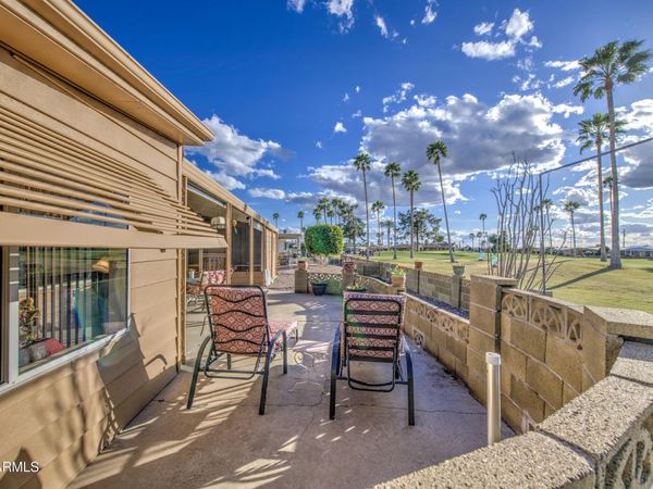 2246 N NICKLAUS Drive, Mesa, AZ 85215