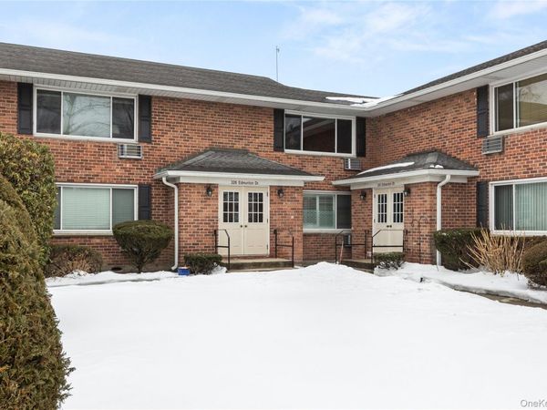 326 Edmunton Drive , Unit L7, North Babylon, NY 11703