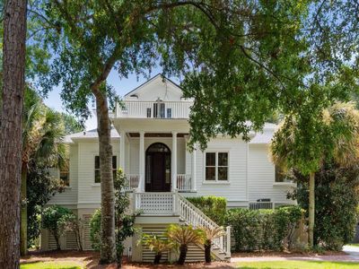 301 Indigo Bay Circle, Mount Pleasant, SC 29464