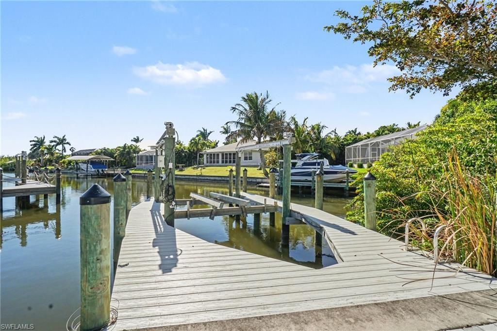 4222 SW 19th Pl, Cape Coral, FL 33914 Photo