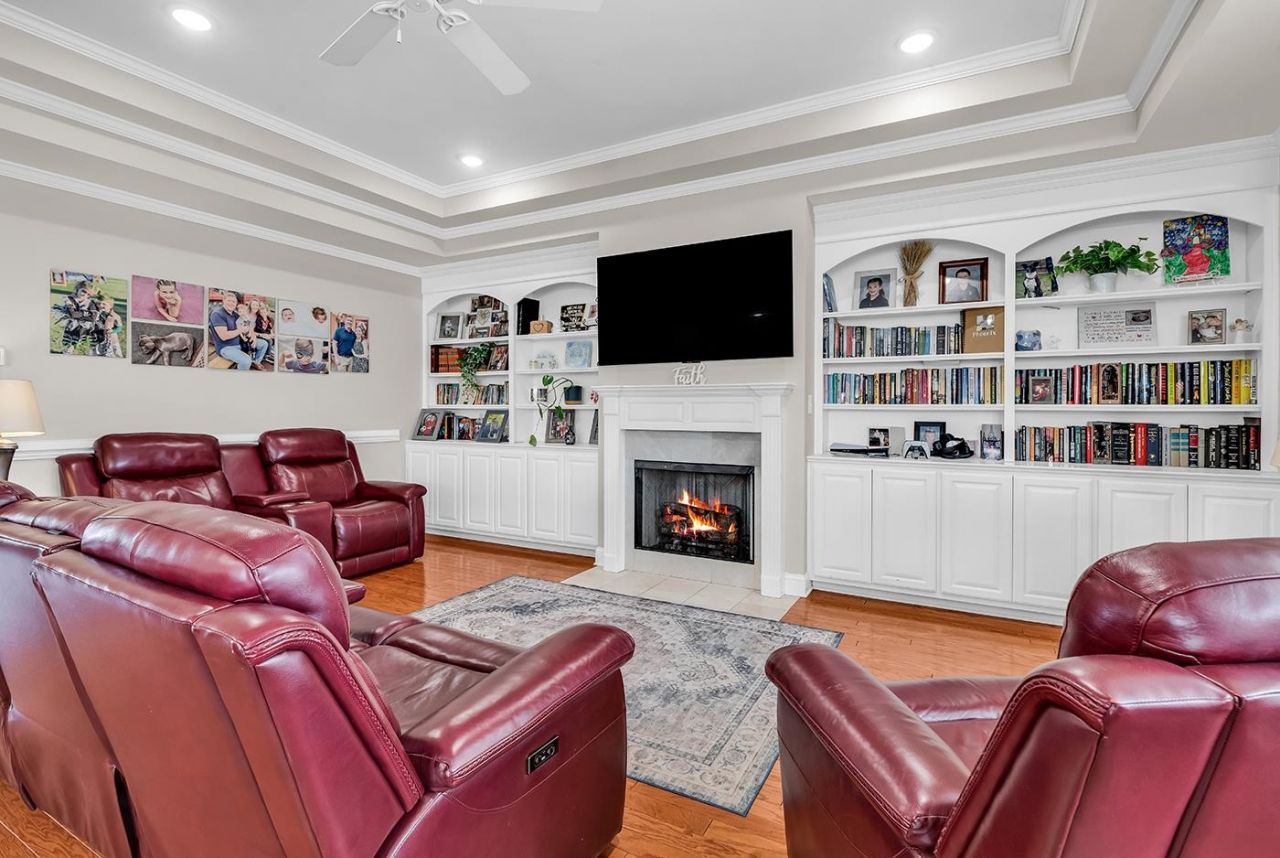 7045 Turtle Cove Dr. Photo 8