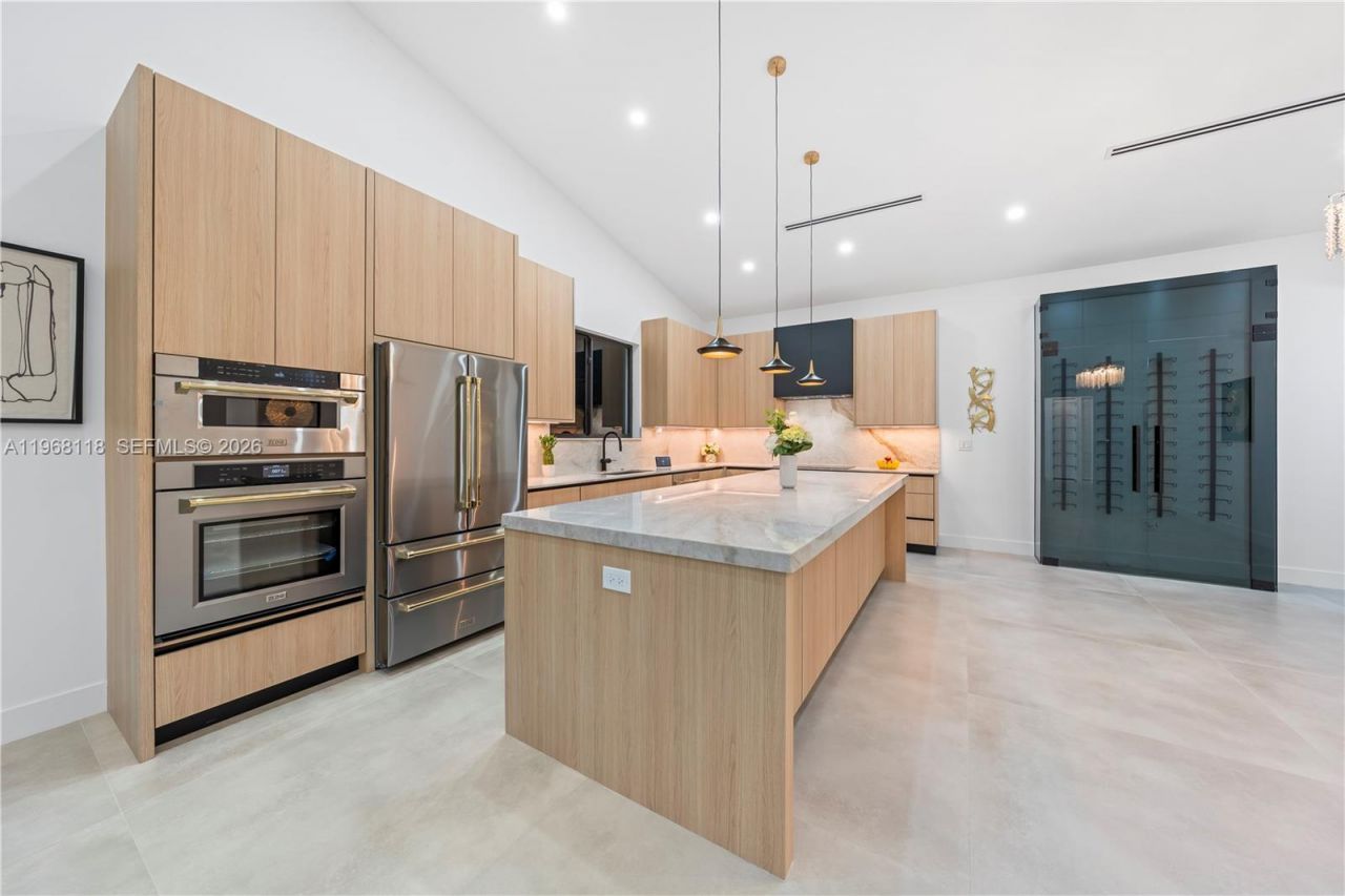 4321 SW 99th Ave , Miami, FL 33165 Photo