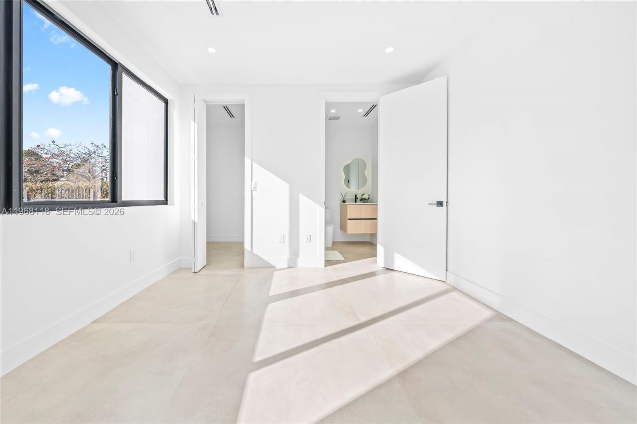 4321 SW 99th Ave, Miami, FL 33165 Photo