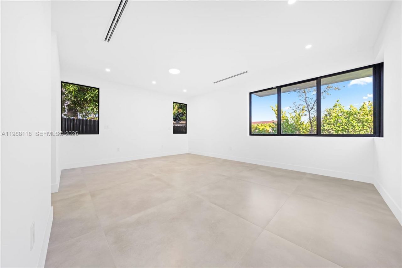 4321 SW 99th Ave, Miami, FL 33165 Photo