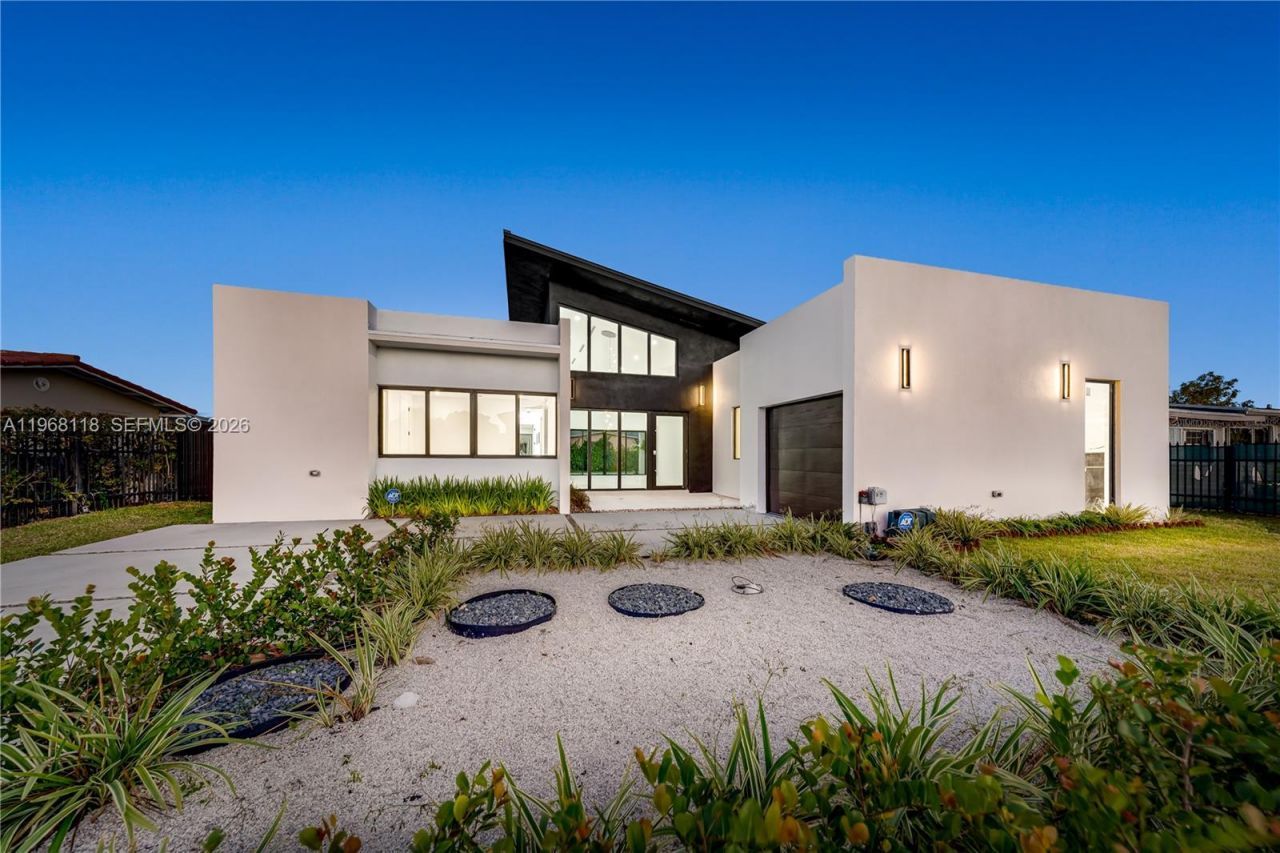 4321 SW 99th Ave , Miami, FL 33165 Photo