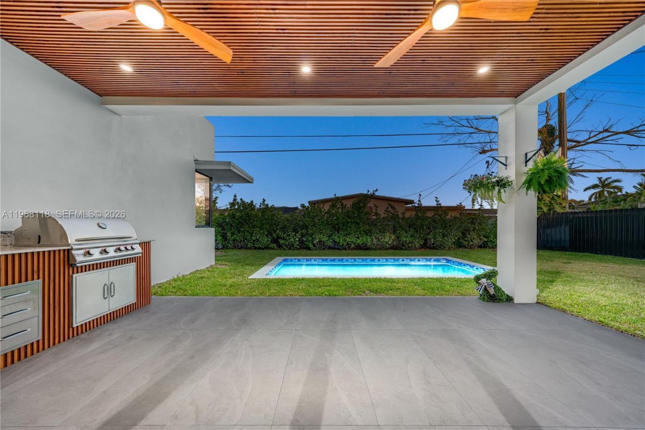 4321 SW 99th Ave , Miami, FL 33165 Photo