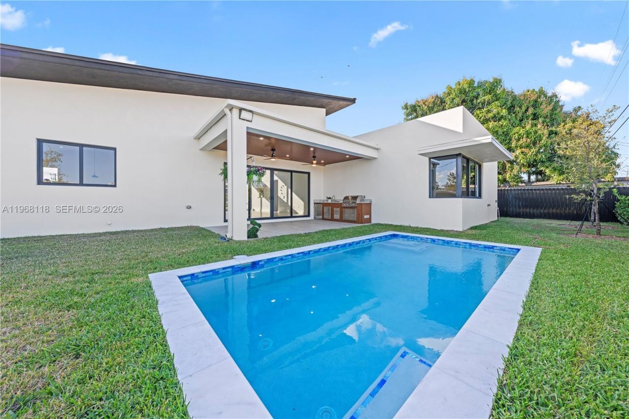 4321 SW 99th Ave , Miami, FL 33165 Photo