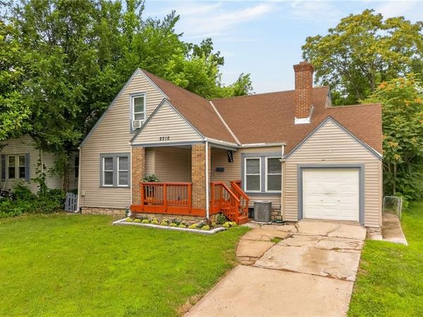 2216 E 72nd Street, Kansas City, MO 64132
