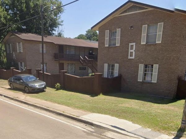 1711 Robinson Street, Jackson, MS 39209