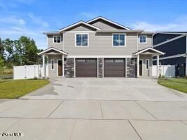 148 E LOBO LOOP, Hayden, ID 83835