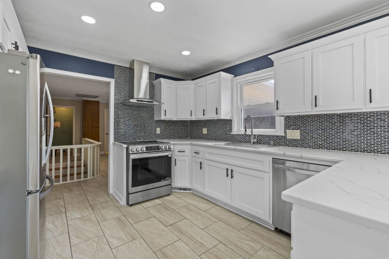 7638 Highway 905  Photo 12